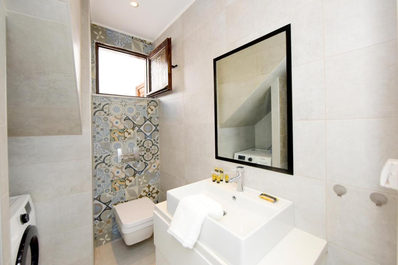 Pera 2-bedroom In The Center Of Holiday home *